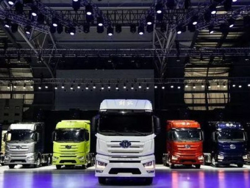 Дорогу новому поколению!